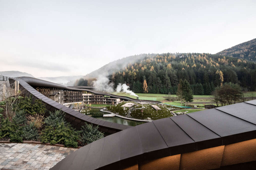 noa* designs a new roof and wave deck for historic family hotel in South Tyrol