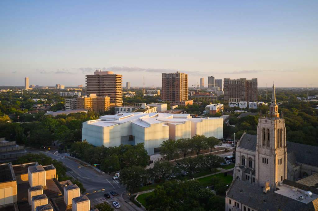 Steven Holl Architects complete Museum of Fine Arts Houston