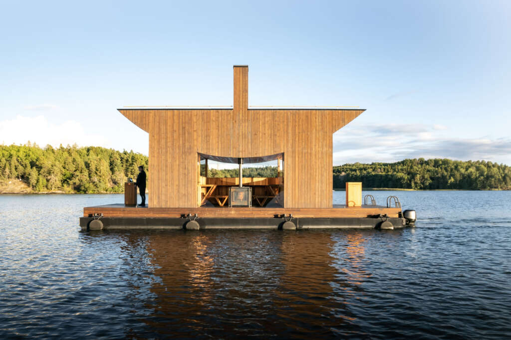 Sandellsandberg architects design floating sauna that tours the Stockholm archipelago