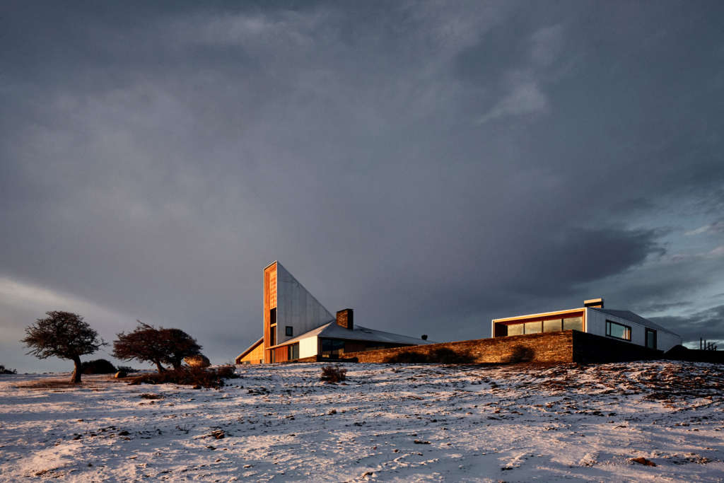 Estancia Morro Chico is a sheep-shearing shed set in the rugged Patagonian desert