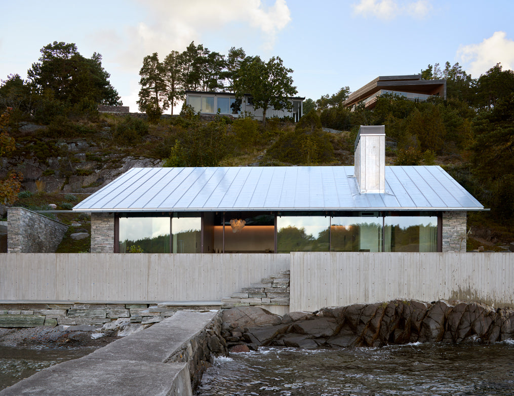 R21 Arkitekter design weekend cabin in Oslo Fjord with views to the Færder National Park