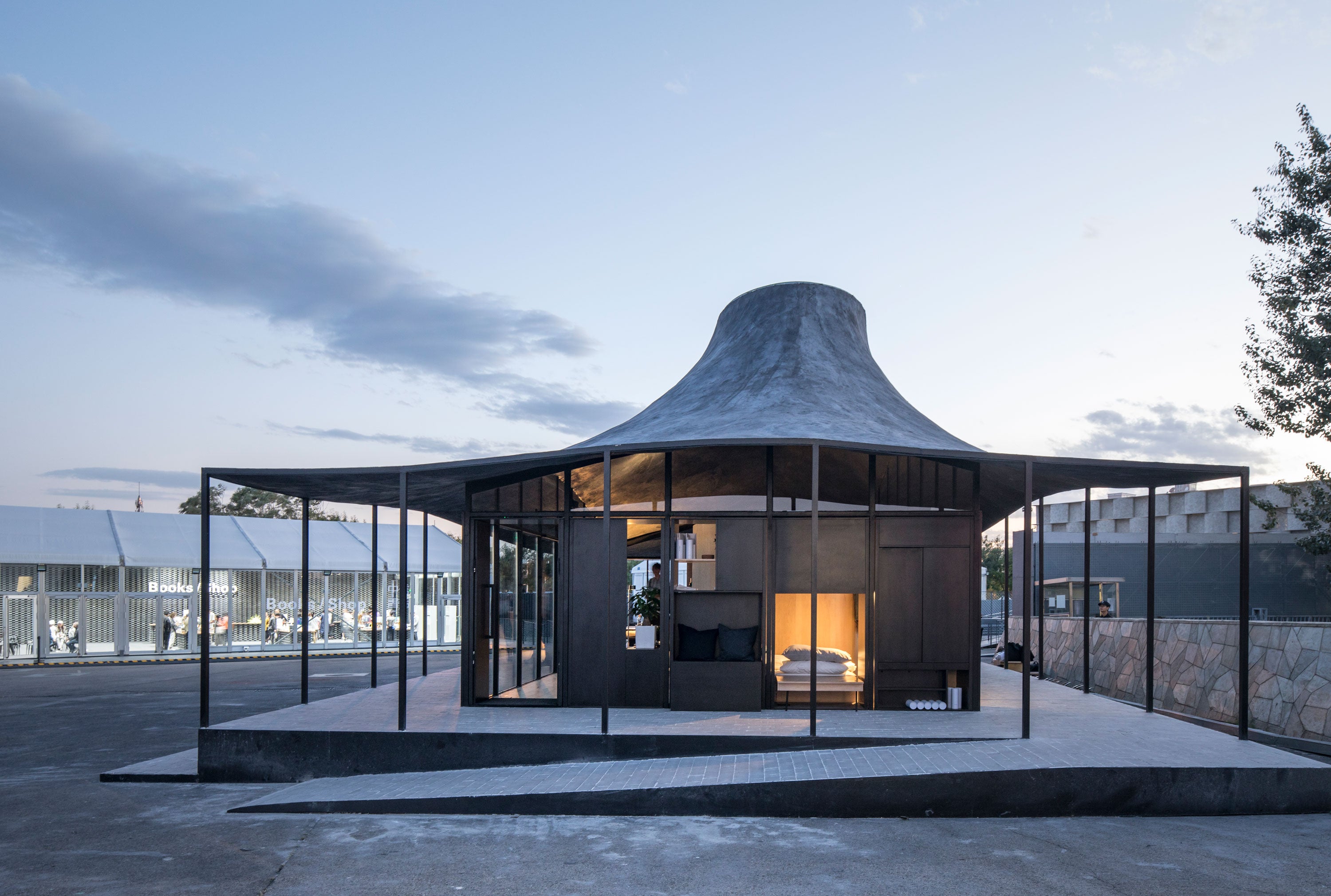 Atelier Deshaus reimagines the contemporary Chinese house around open communal spaces
