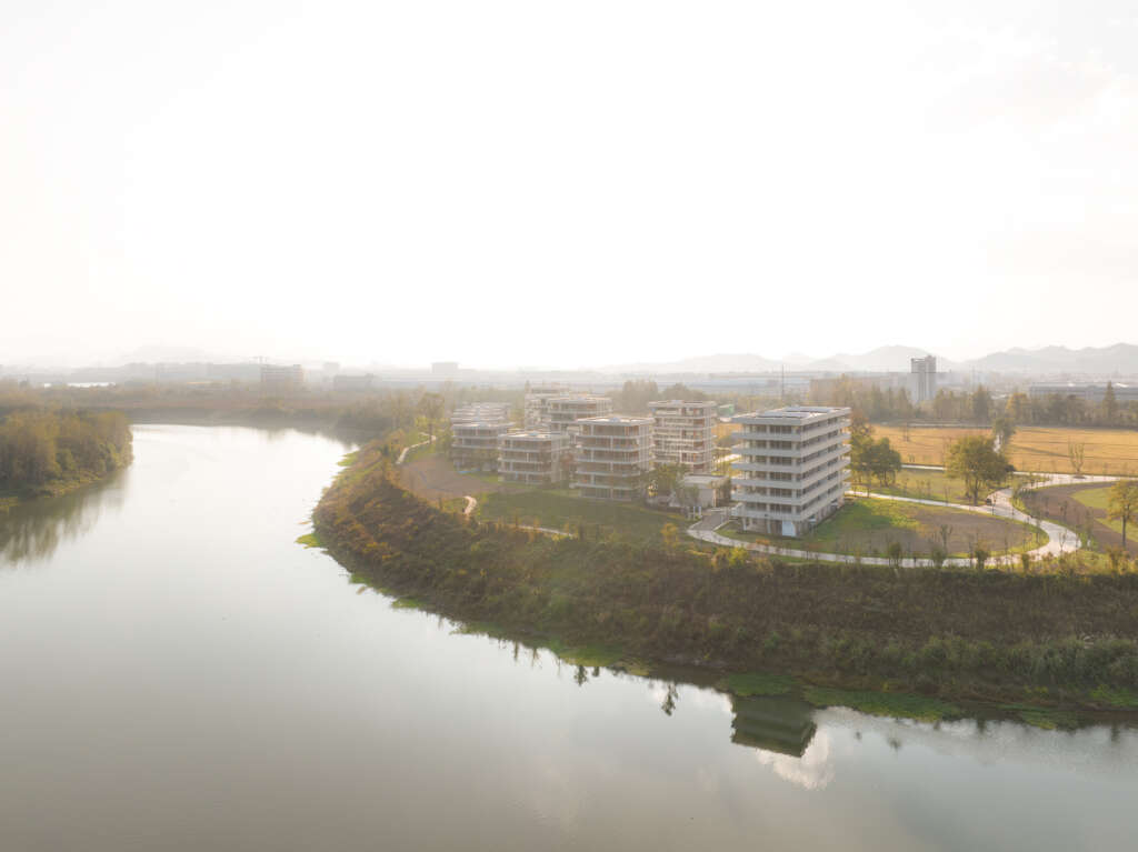 Dongshan Island by MORE Architecture offers an alternative to the Chinese residential compound.