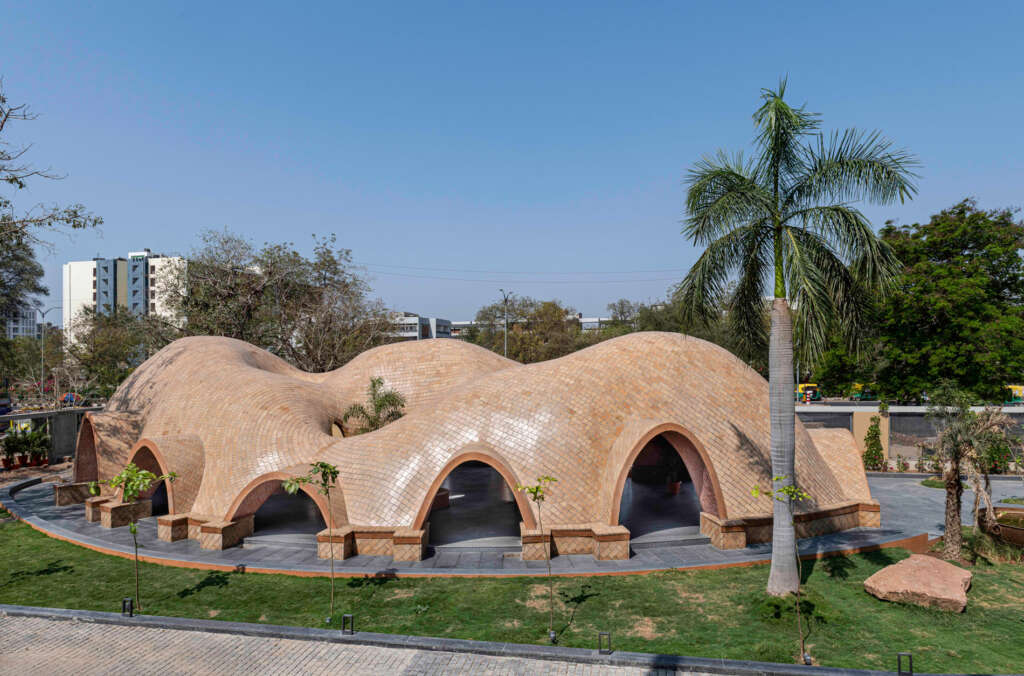 tHE gRID Architects complete largest terracotta brick tile arched vault structure in India