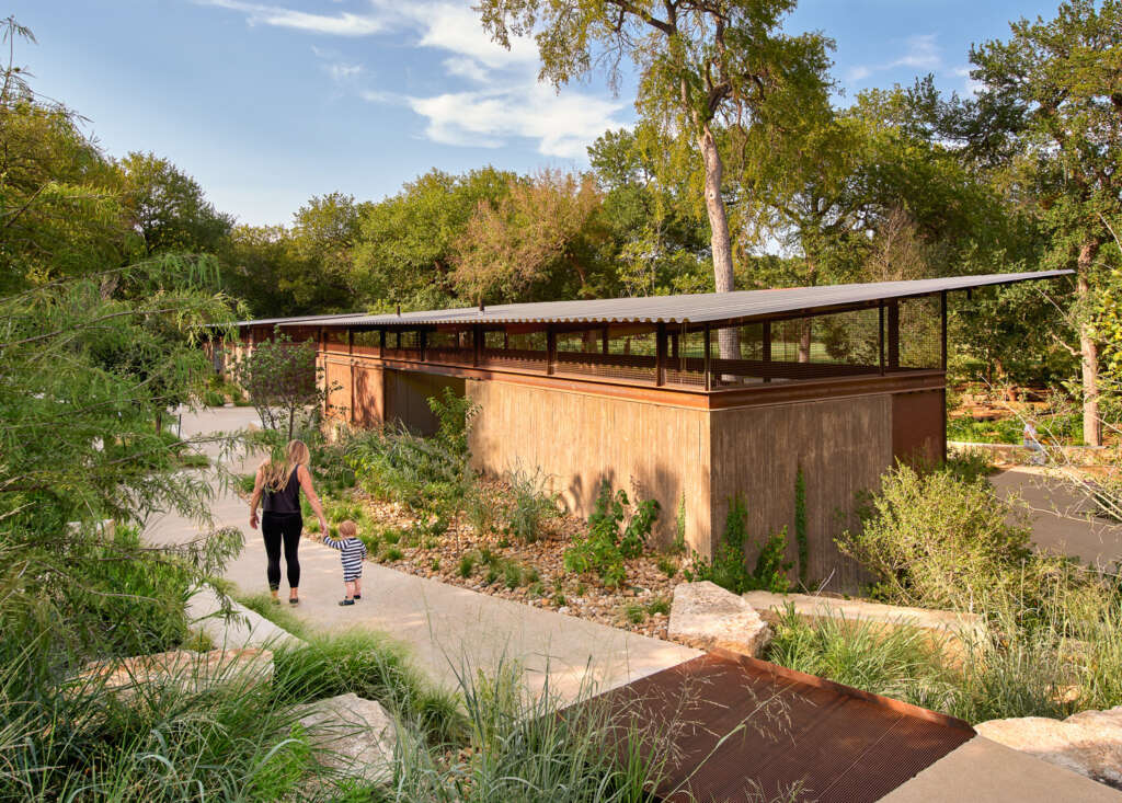 Kingsbury Commons at Pease Park, Austin, Texas, is reworked by Ten Eyck, Clayton Korte, and Mell Lawrence Architects
