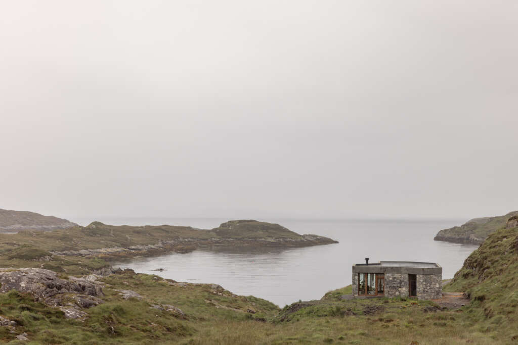 Izat Arundell complete sculptural stone house in the Outer Hebrides in Scotland