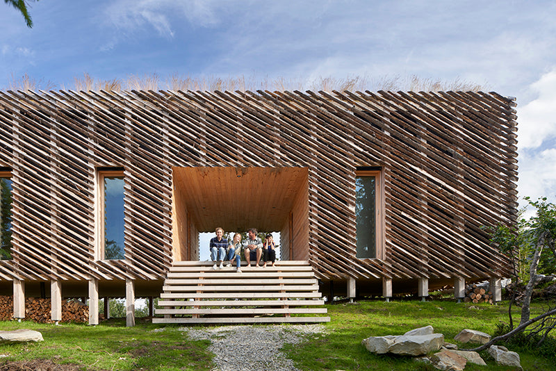 Mork-Ulnes Architects complete mountain cabin in Kvitfjell