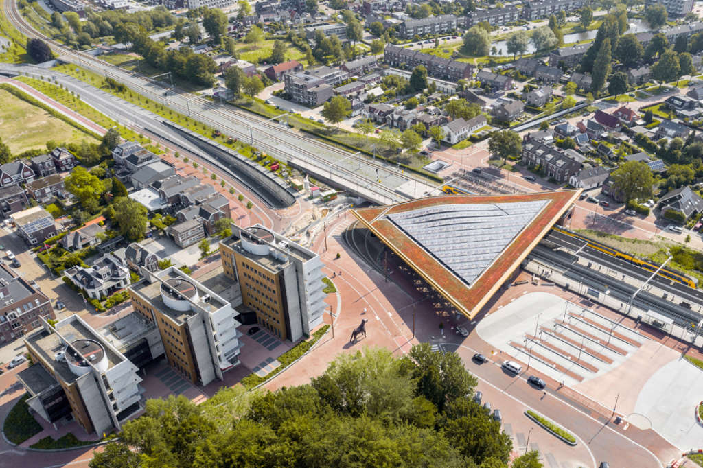 Powerhouse Company & De Zwarte Hond create dynamic wooden structure in Assen