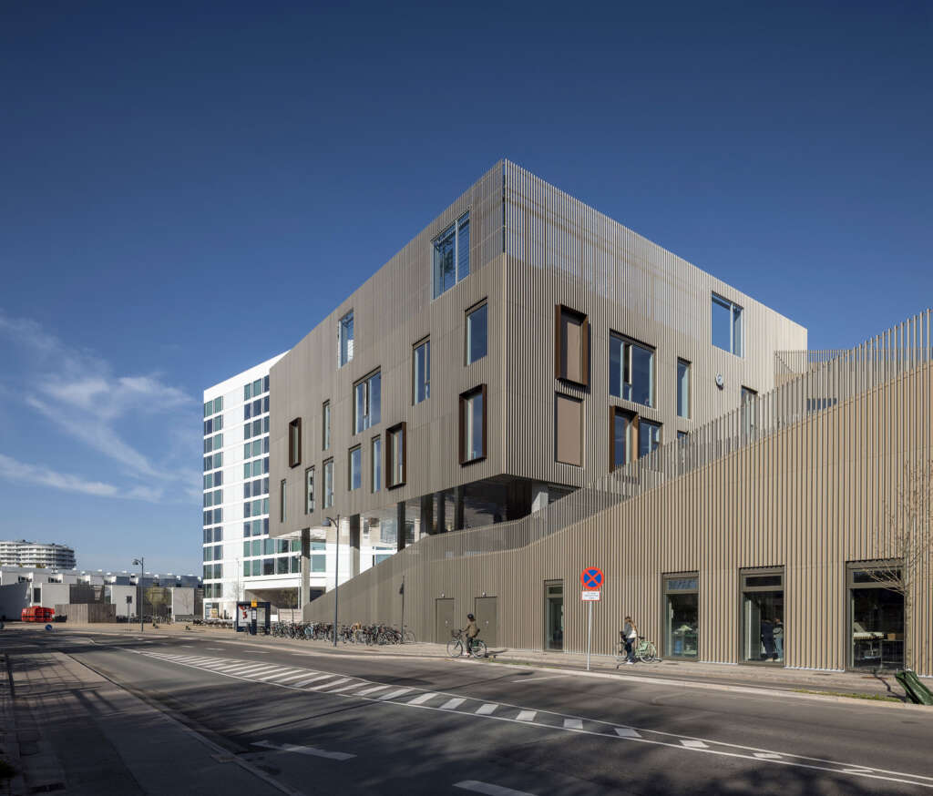 C.F. Møller Architects and Tredje Natur complete specialized secondary school in Copenhagen