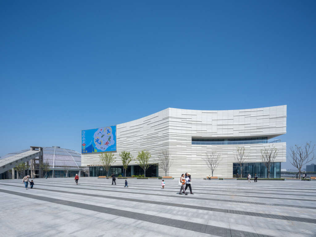 Schmidt Hammer Lassen completes the first purpose-built performing arts space in Shanghai’s dynamic West Bund District