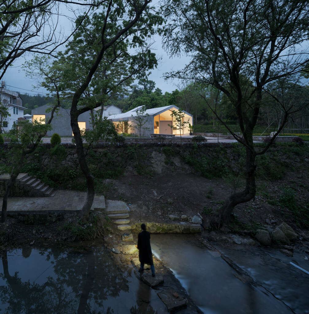 The Architectural Design &amp; Research Institute of Zhejiang University (UAD) design Villagers' Home in Wanghu Village