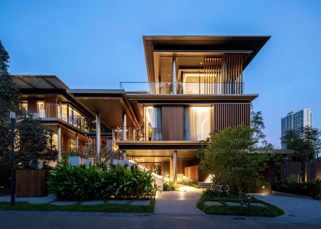 First phase of Foster + Partner's Mulberry Grove The Forestias Villas to complete this summer