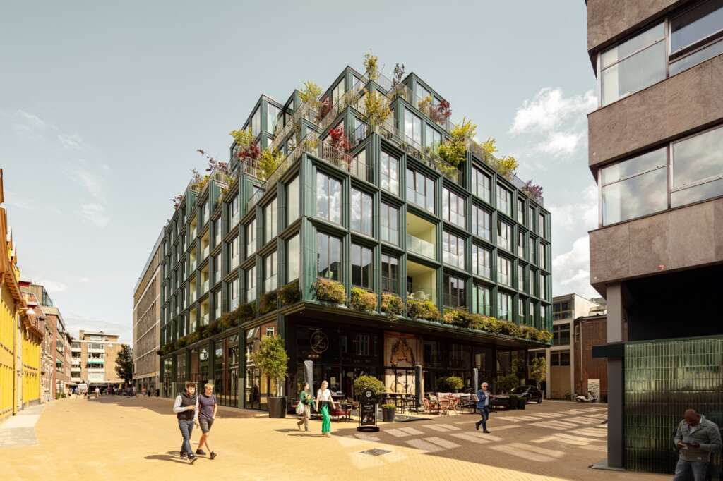 De Zwarte Hond and Loer Architecten complete Mercado in Groningen