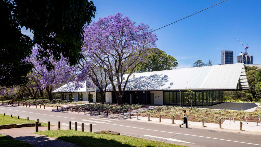 Out of the ashes - a restaurant pavilion in Australia sits in harmony with its historic park setting