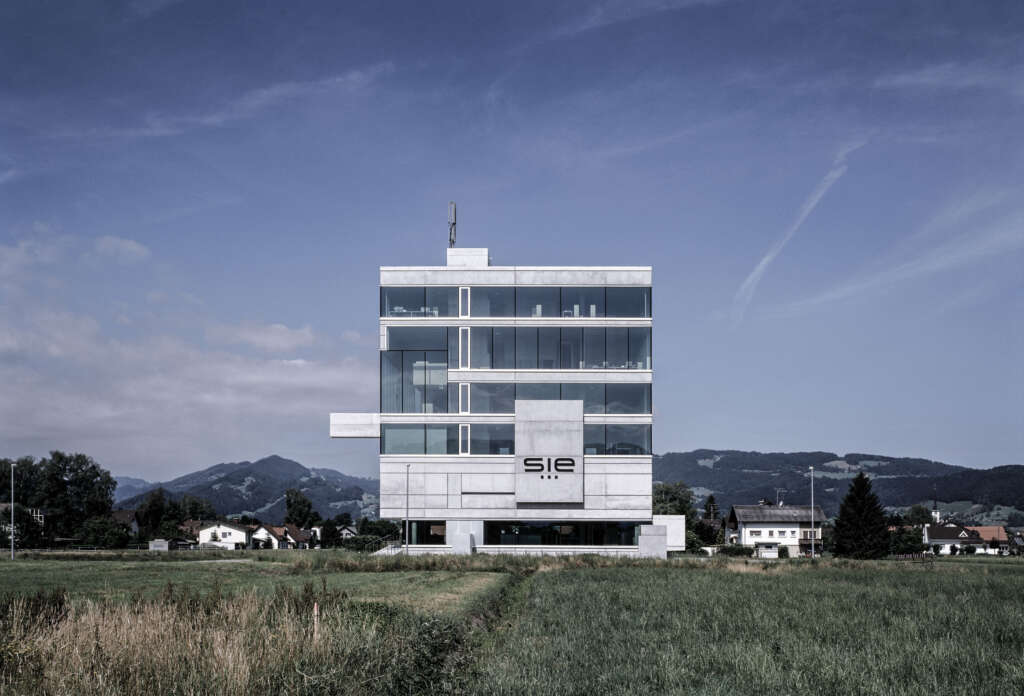 Marte.Marte Architects design headquarters for System Industrie Electronic