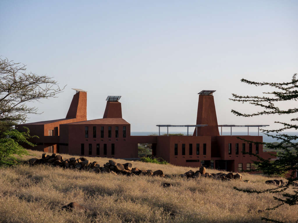 Kéré Architecture design vernacular campus in Kenya