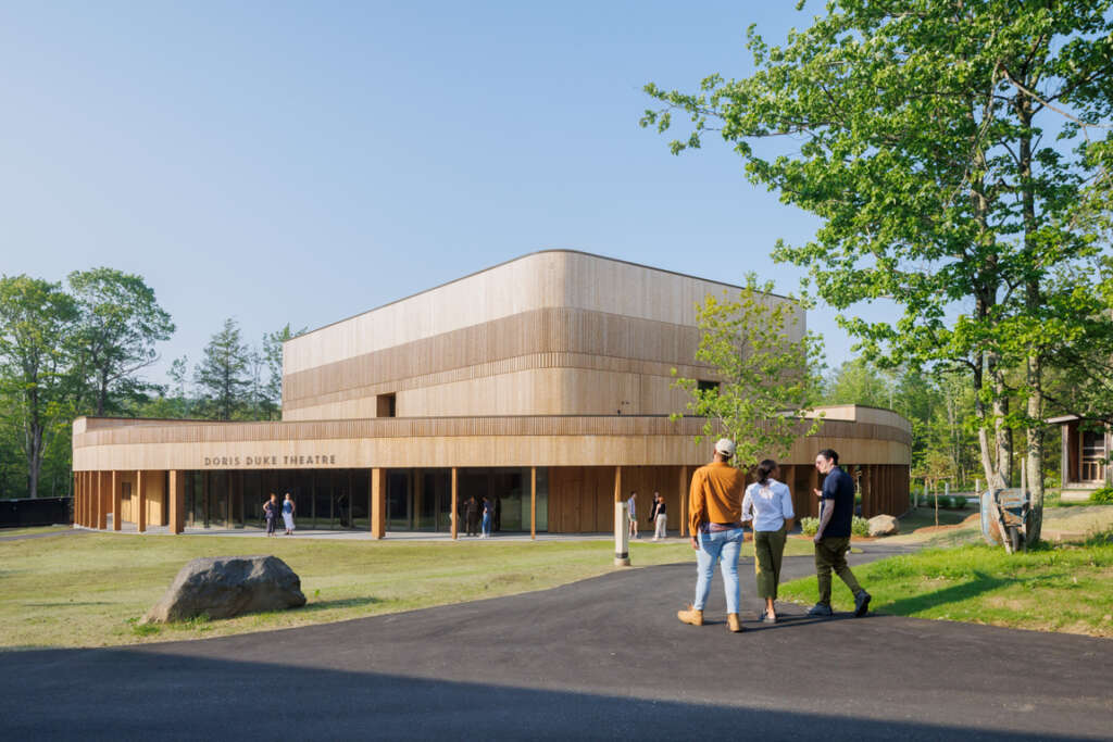Mecanoo Architects design landmark new theatre for dance at Jacob's Pillow in the USA