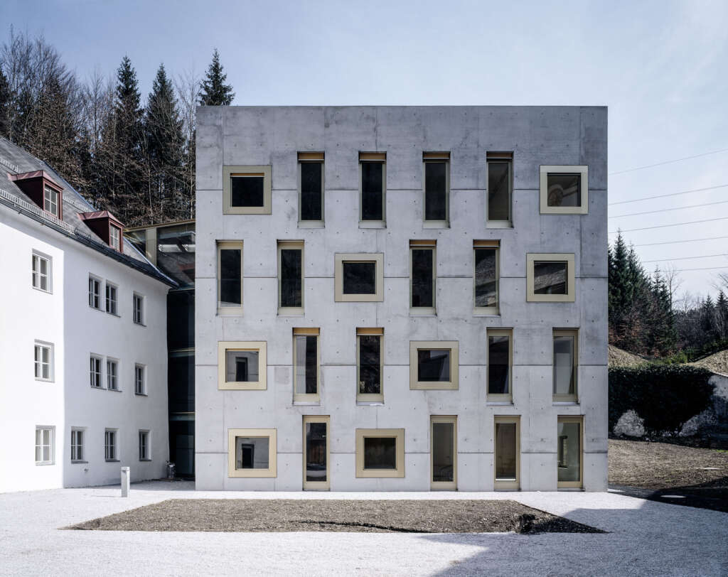 School for Special Education Mariatal by Marte.Marte Architects