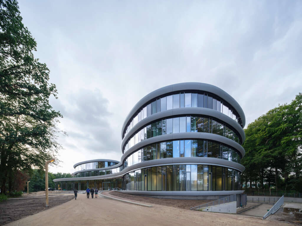 RAU Architects and Ex Interiors build a wooden 'cathedral’ in Zeist