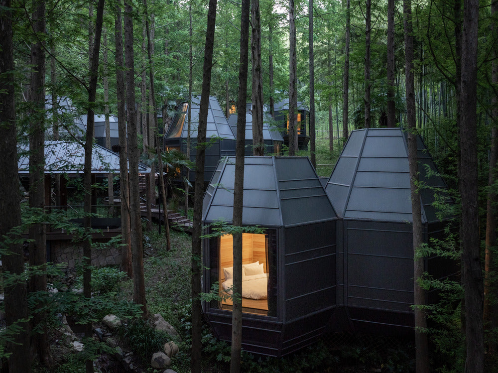 Dongmingshan Senyu Hotel: A minimally invasive forest resort in Hangzhou