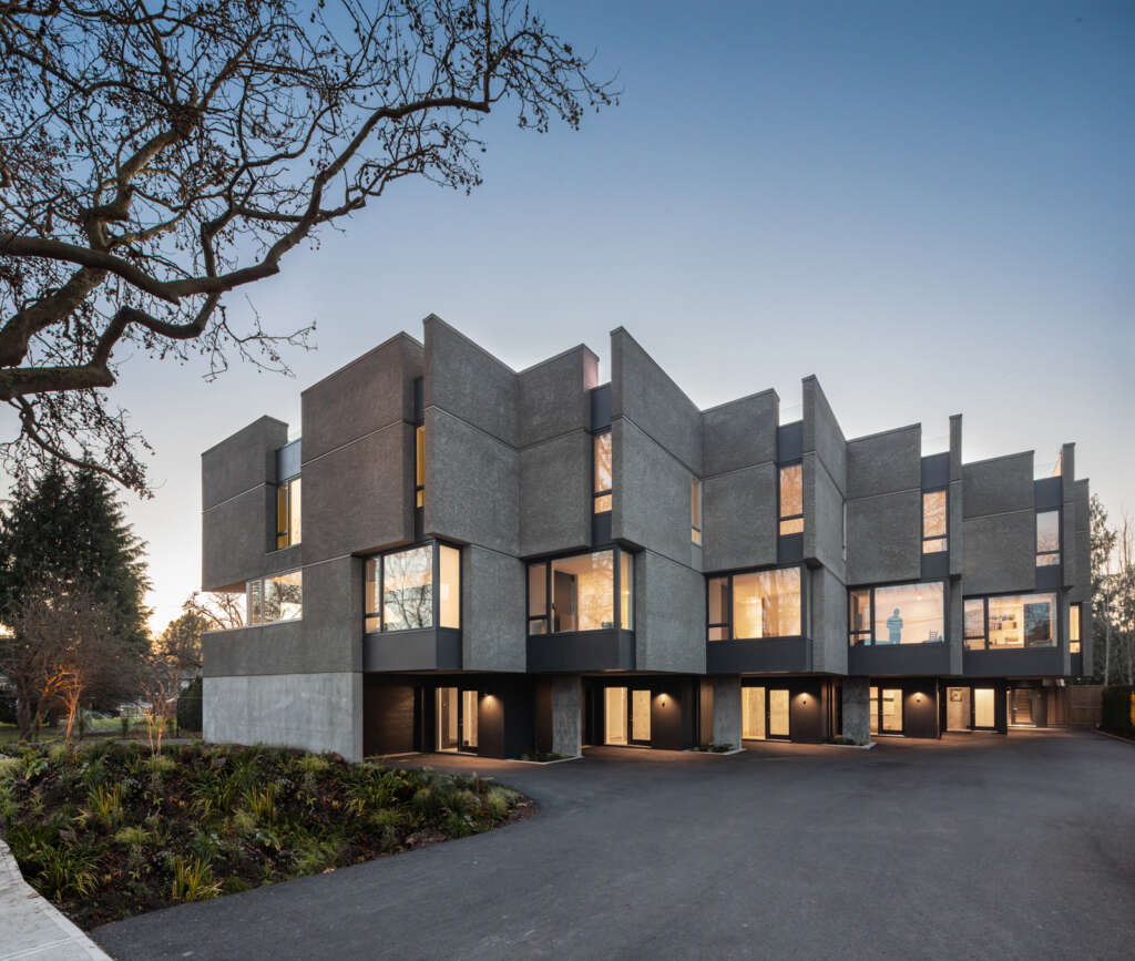 D’Arcy Jones Architects complete textured stucco townhomes in Victoria