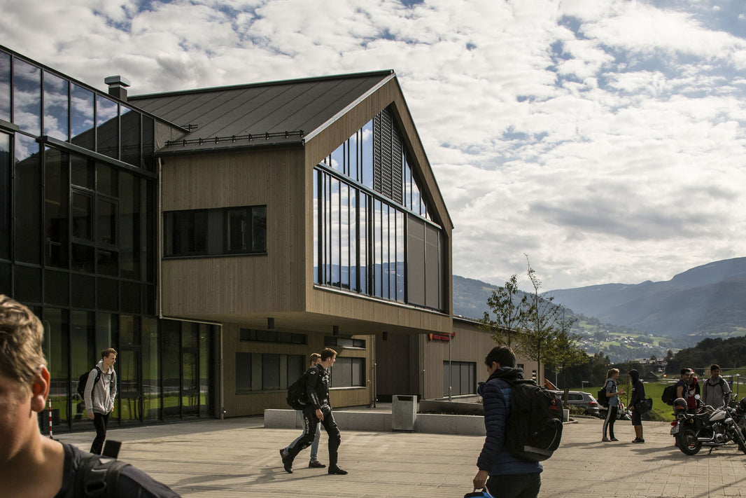 This High School in Norway is Inspired by It's Dramatic Surroundings