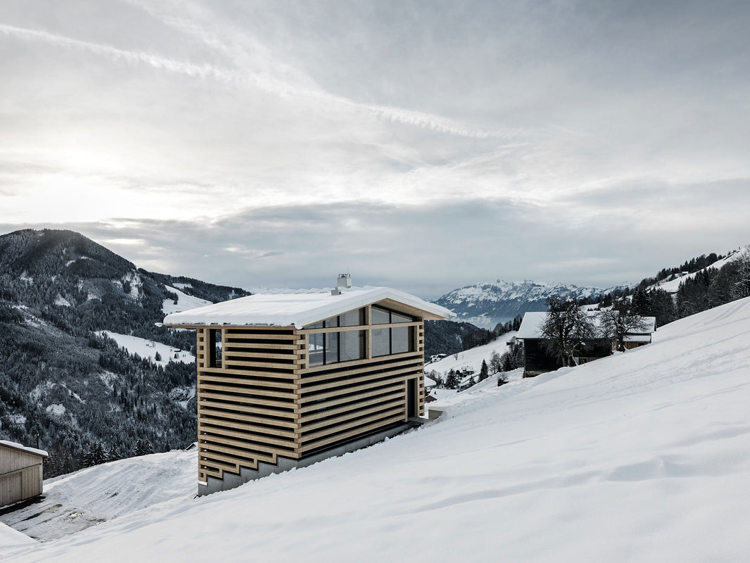 Escape to this mountainous ski hut by Marte.Marte Architects