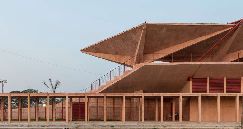 CCA | Bernardo Quinzaños design stadium &amp; high-performance sports center in Jalpa de Méndez, Mexico
