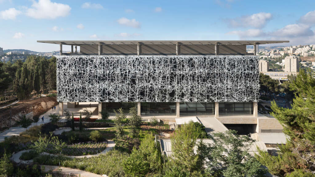 Foster + Partners complete the Edmond and Lily Safra Center for Brain Sciences in Jerusalem