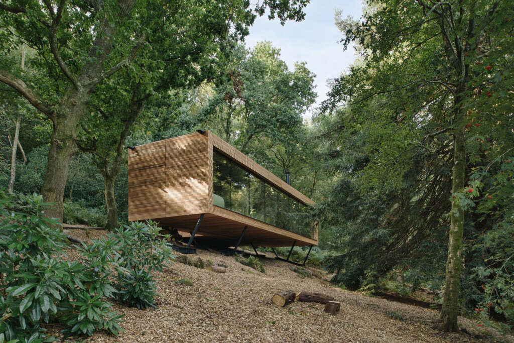 Escape to this woodland retreat in East Sussex by Michael Kendrick Architects