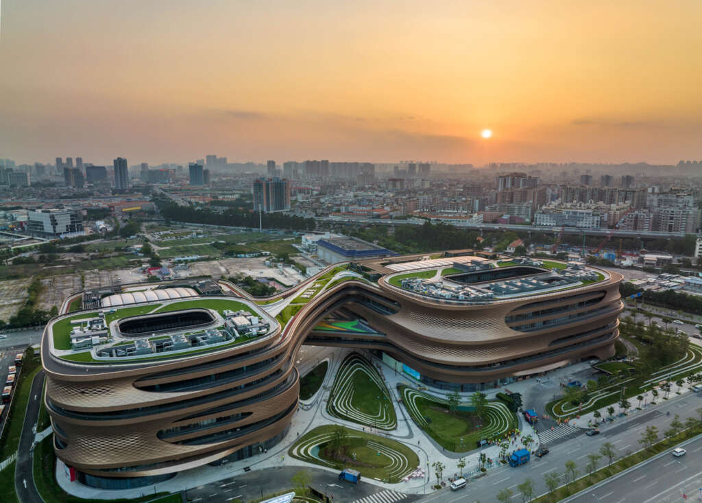 Zaha Hadid Architects conceive new Infinitus Plaza in Guangzhou as a series of infinite rings