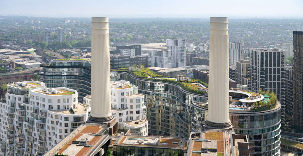 Foster + Partners complete Battersea Roof Gardens and 50 Electric Boulevard
