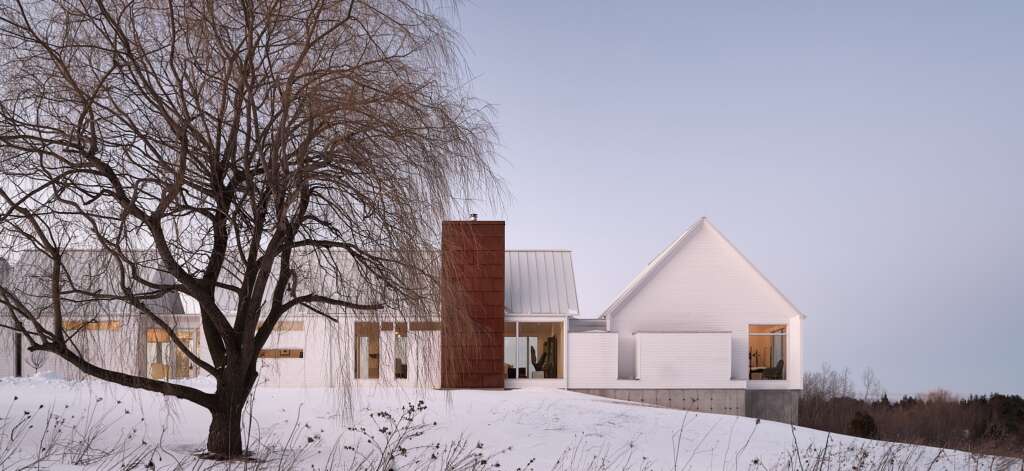 BLDG Workshop design all-white home in the Caledon Badlands