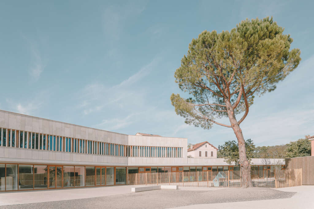 Amelia Tavella Architectes create a fossil building for the Auguste Benedict School in Provence