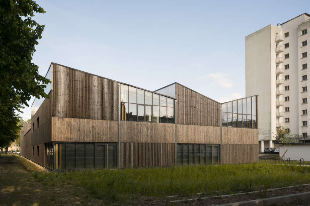 DREAM AGENCY complete timber workshops for people with disabilities in the suburbs of Paris