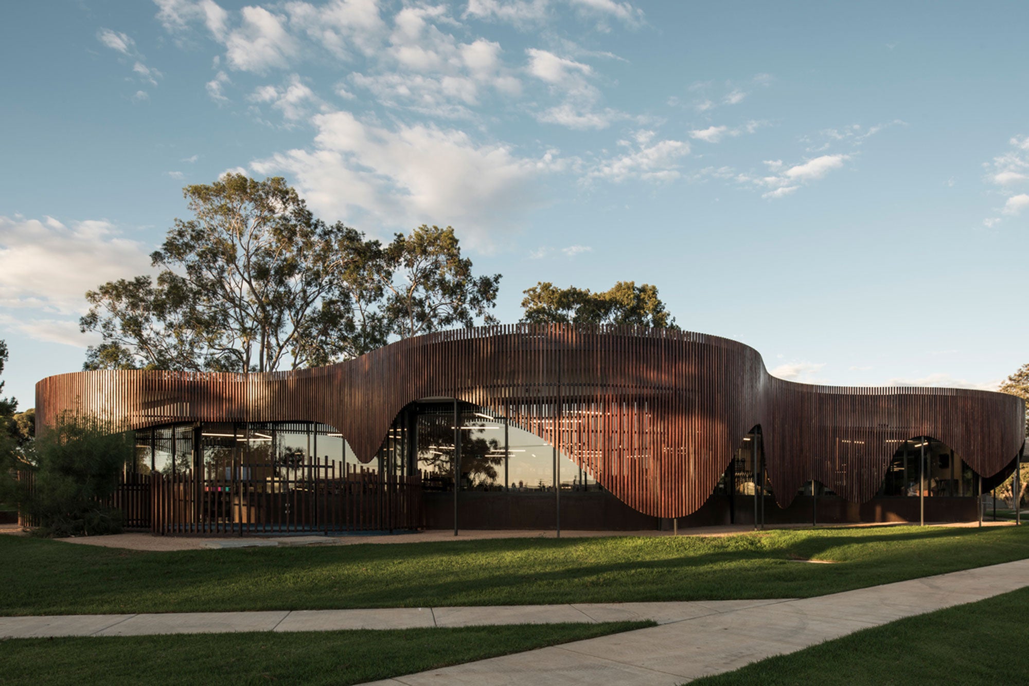 This Library in Australia is Inspired by the Nearby Murray River