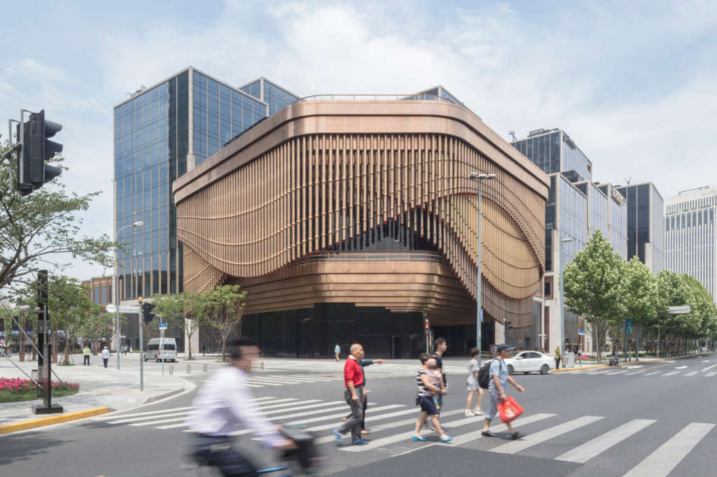 Foster + Partners and Heatherwick Studio design Bund Finance Centre on Shanghai waterfront