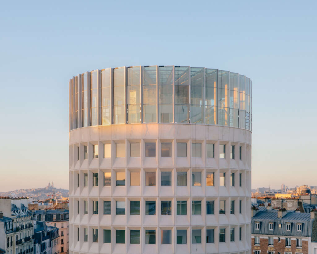 Maud Caubet Architectes complete renovation of a former headquarters with a panoramic greenhouse overlooking Paris