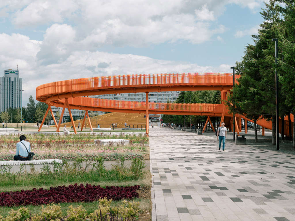 Soviet square in Russia undergoes complete transformation