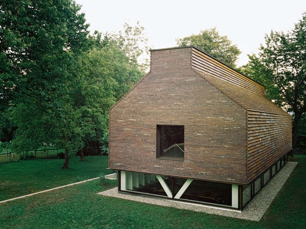 Swiss atelier is sunken into the ground