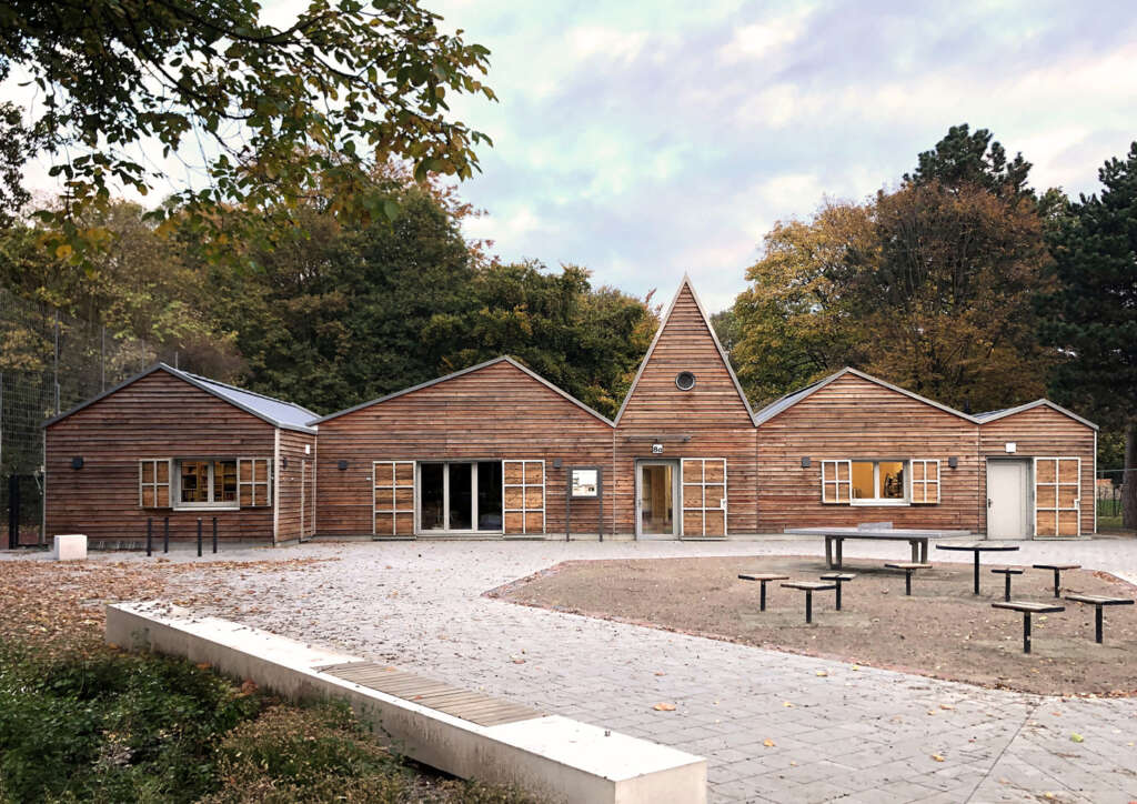Architect Jan Hormann designs children's development and craft workshop in Hamburg