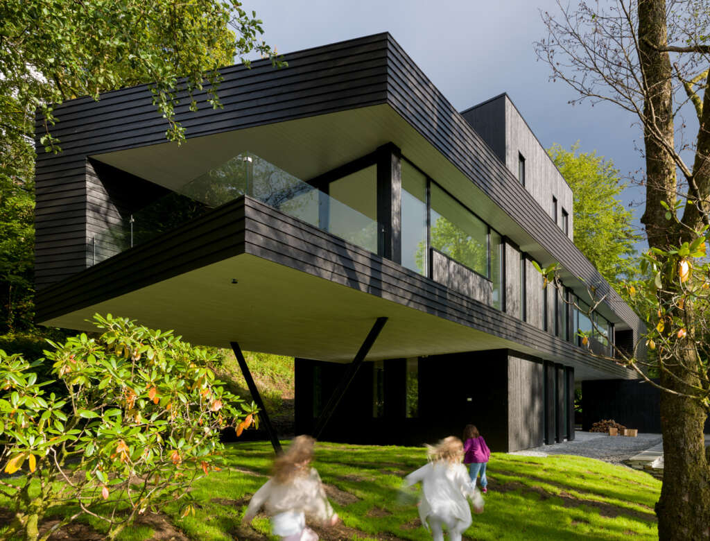 Villa S is the first house designed by Norwegian-based architect Todd Saunders for his family