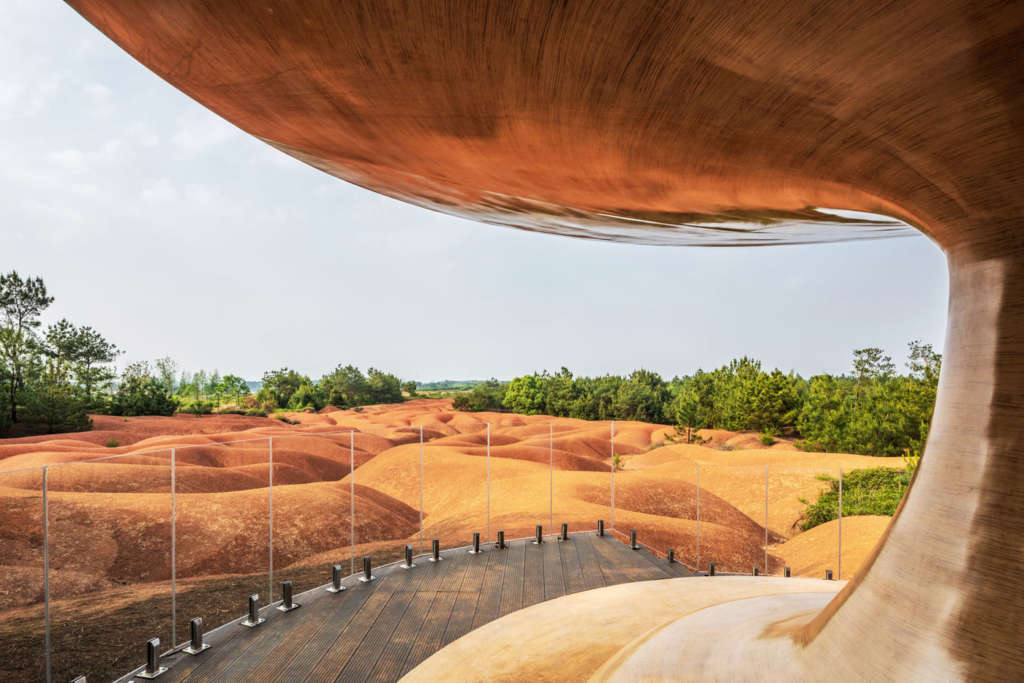 Nanchang Red Earth Park explores China's red desert