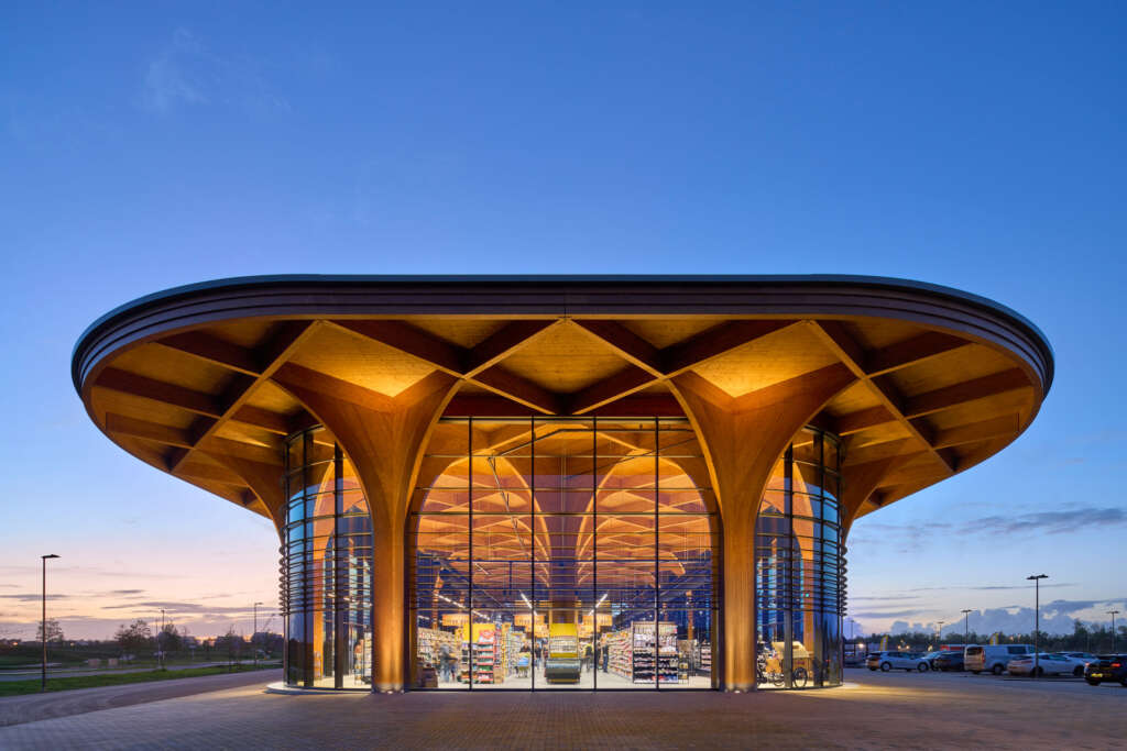 De Zwarte Hond complete innovative community hub and social space in Groningen