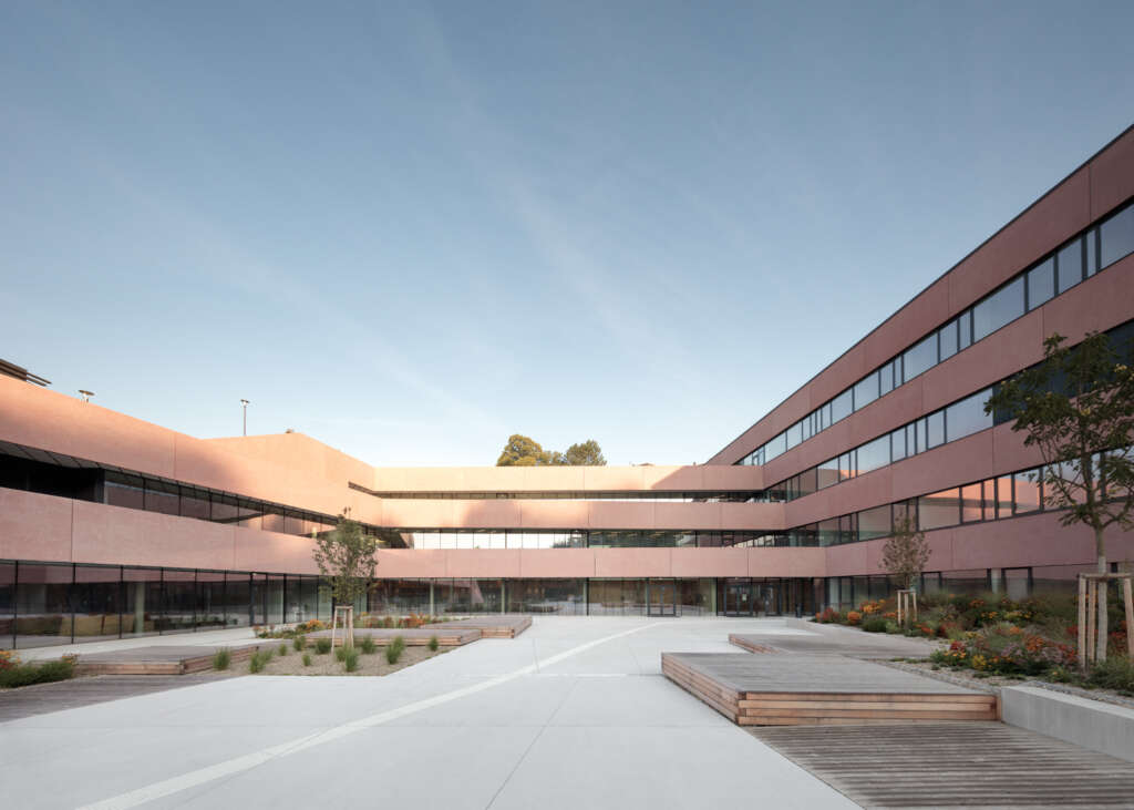 The chemistry’s right in this new educational facility by Franz&Sue in Austria