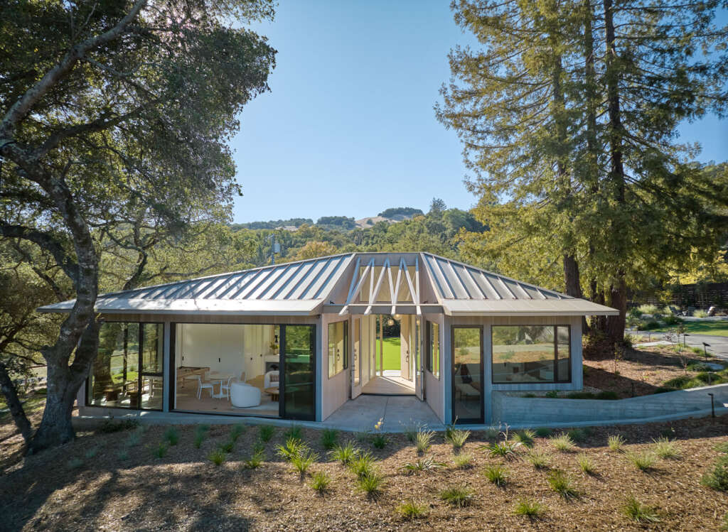 Schwartz and Architecture designs modern country home sunken into the Sonoma landscape