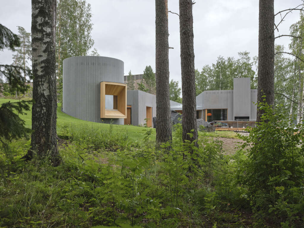 Mendoza Partida and BAX studio complete Art-Sauna,  defined by the constant presence of the Finnish landscape