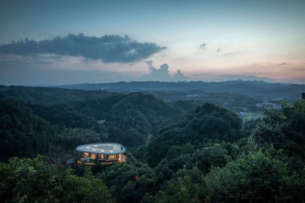 The Eagle Rock Cliffs overlook the Pingjiang County mountainscape