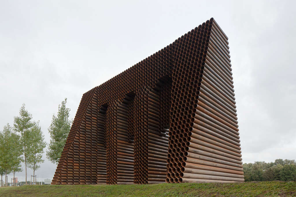 Belgian artist Gijs Van Vaerenbergh completes artwork for New Dutch Waterline