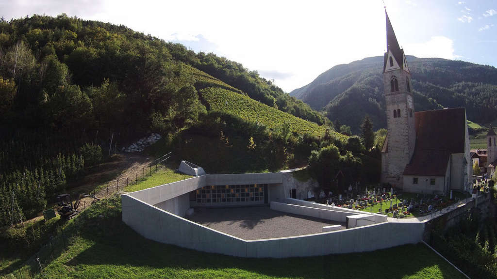 Albes cemetery is carved into Italian mountainside
